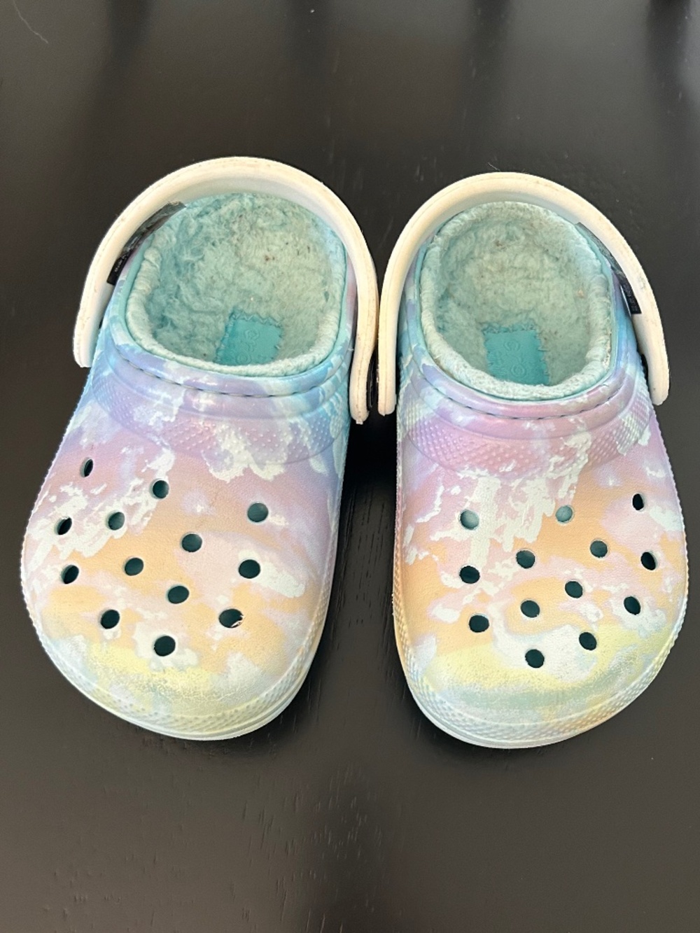 Toddler Crocs TieDye Glitter Straps C8 GUC - Picture 2 of 8